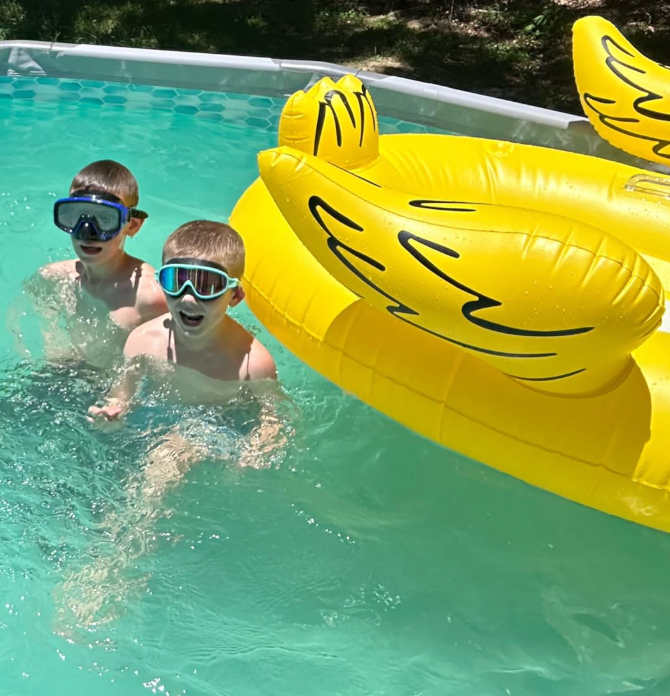AquaSnap™ – Leak-free, anti-fog children's goggles